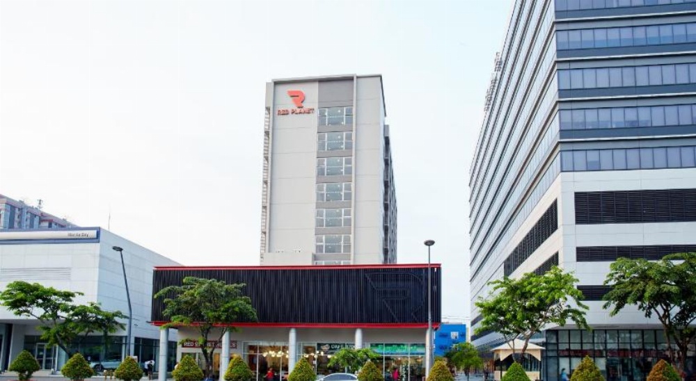 Red Planet Manila Aseana City Main image