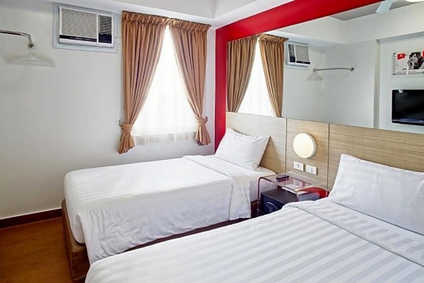 Red Planet Manila Aseana City image 14